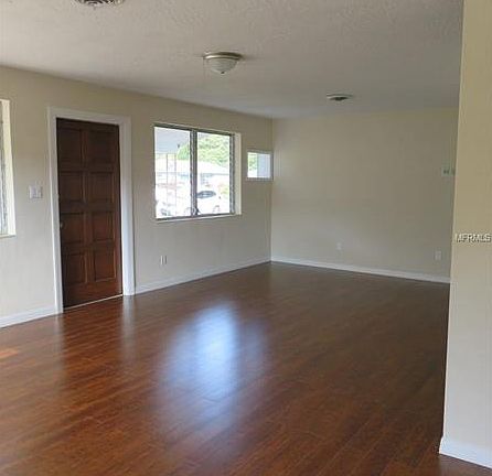 3rd image of 3103 Arch Dr