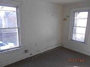 4th image of 57 Lee Ave