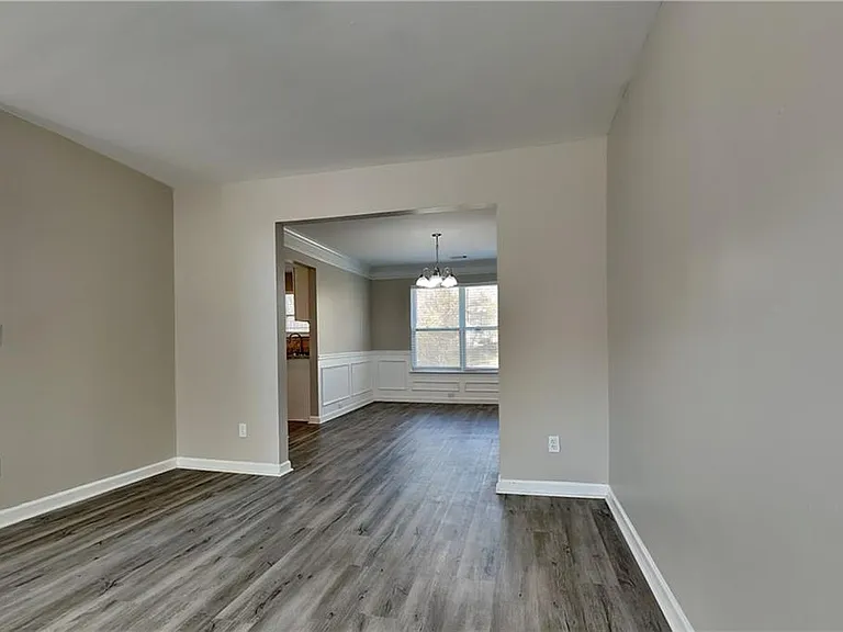 4341 Ash Tree St — Photo 4