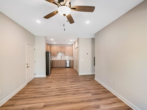 4th image of 2076 Legacy Park Trl #2006-208