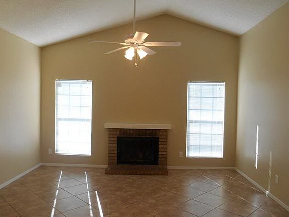 3rd image of 20614 N 5th Dr