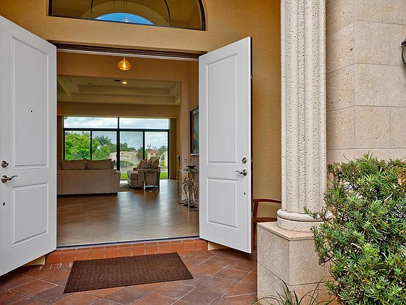 5th image of 8817 Sydney Harbor Cir