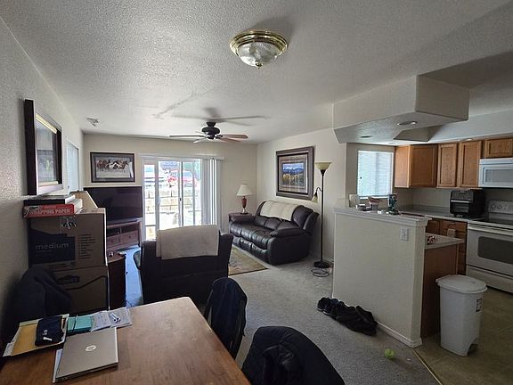 5th image of 1118-1120 W Pikes Peak Ave