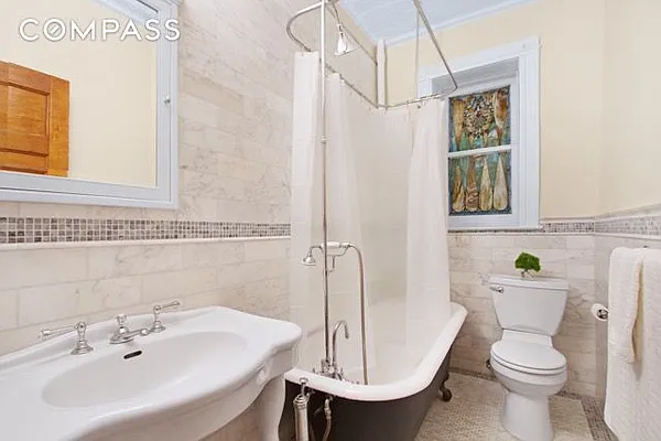 Sold by Compass | media 4