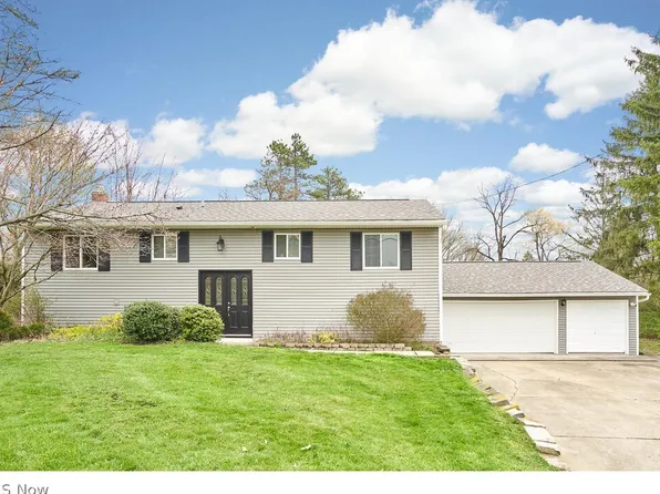 855 Rothrock Cir, Akron, OH 44321