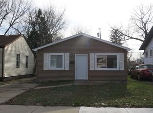 7036 Toepfer Rd, Warren, MI 48091