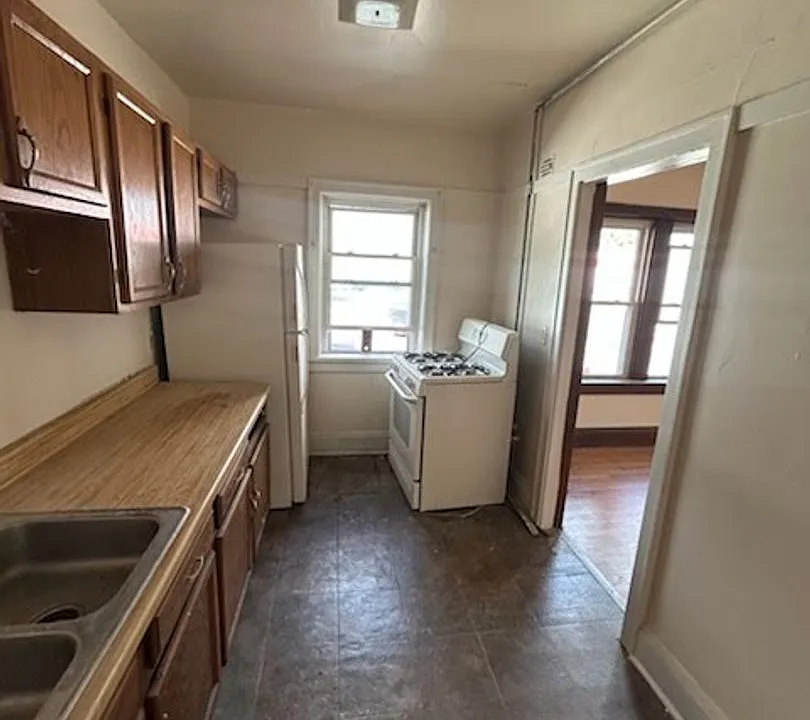 2519 S. 13th St. - 8 Unit
