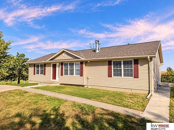 3rd image of 2048 SW 72nd Rd