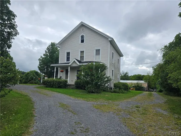 4897 Vinegar Hill Rd, Elbridge, NY 13060