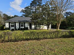 307 Holly Ln, Newport, NC 28570