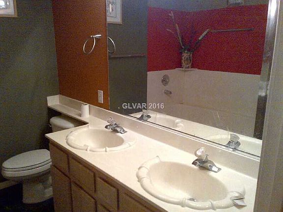 3rd image of 6445 N Melody Rose Ave