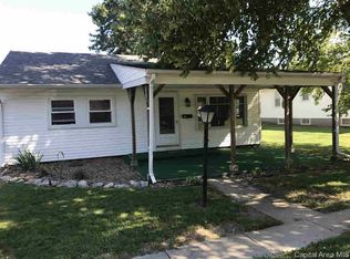 109 W Briggs Ave, Roodhouse, IL 62082