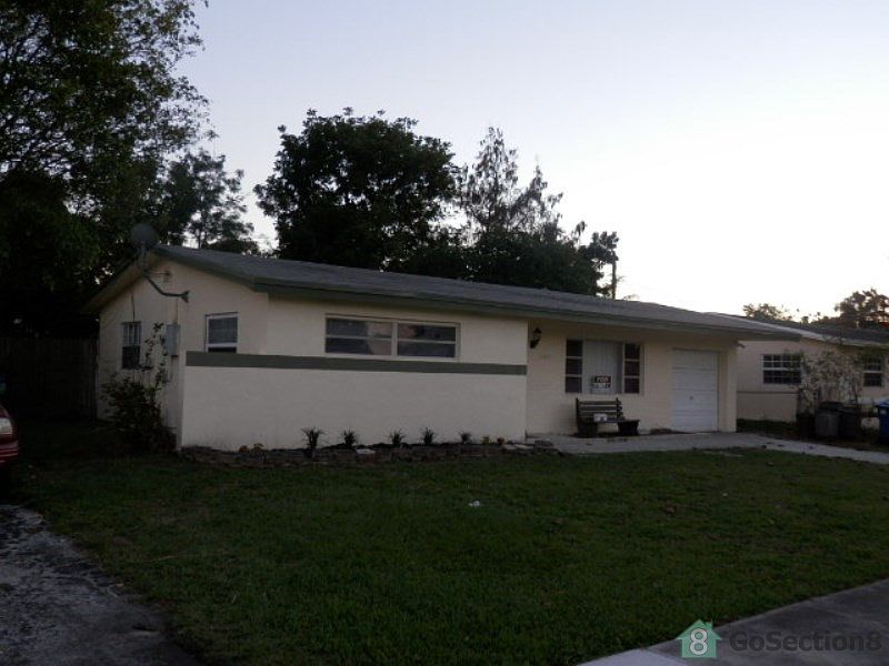 2nd image of 6690 NW 29th Ct