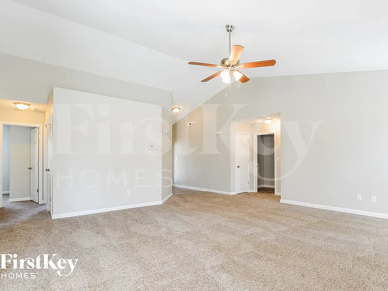 12336 Autumn Blaze Dr — Photo 3