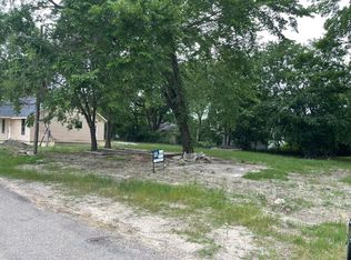 130 S Manson St, Wolfe City, TX 75496
