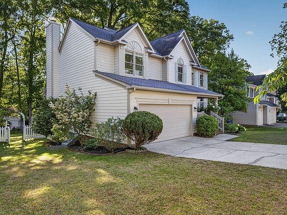 2nd image of 206 Windhover Dr