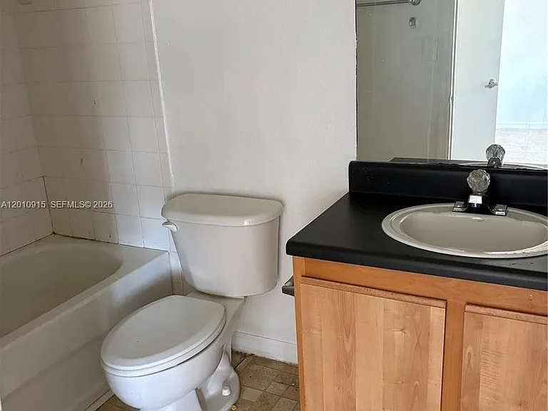 2086 NE 167th St #2-108 — Photo 8