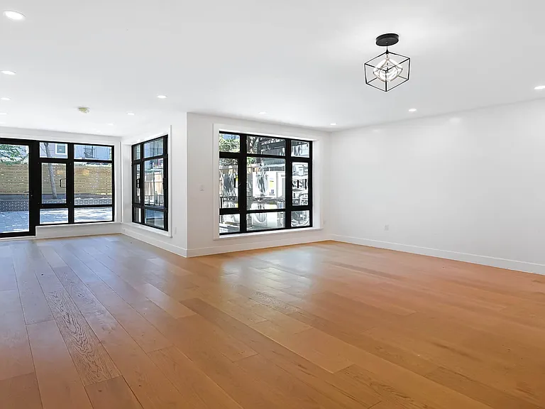 153 Weirfield St #B — Photo 32