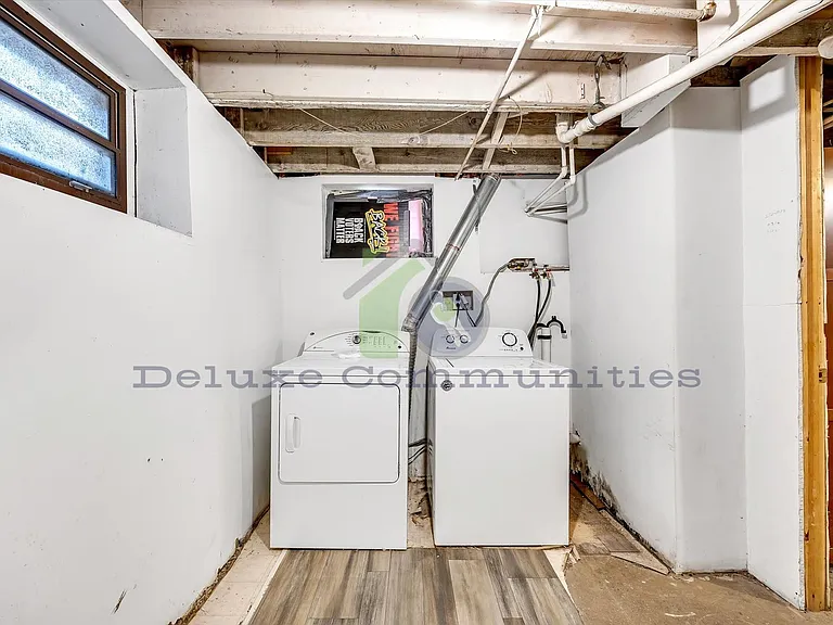 1928 Darwin Ave SW #2 — Photo 22