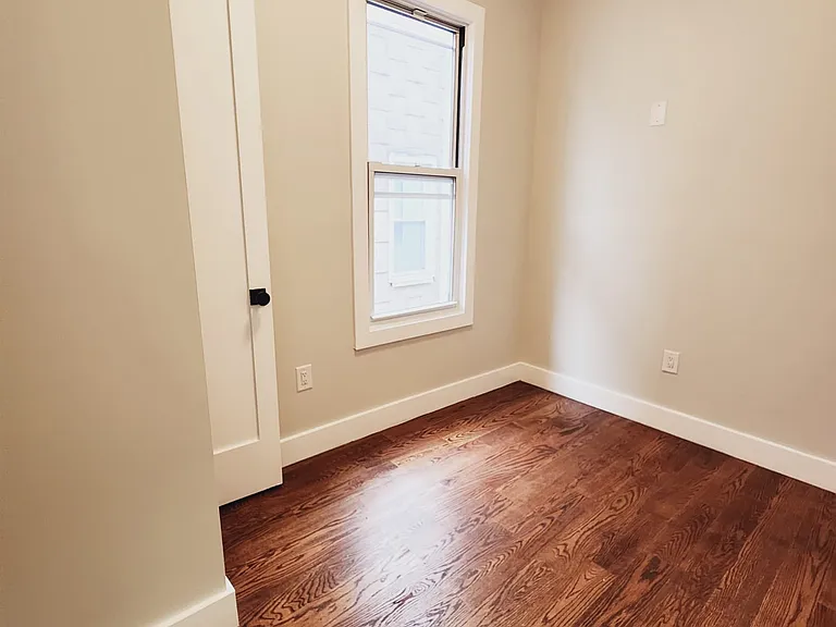 112 Duncan Ave #1C — Photo 11