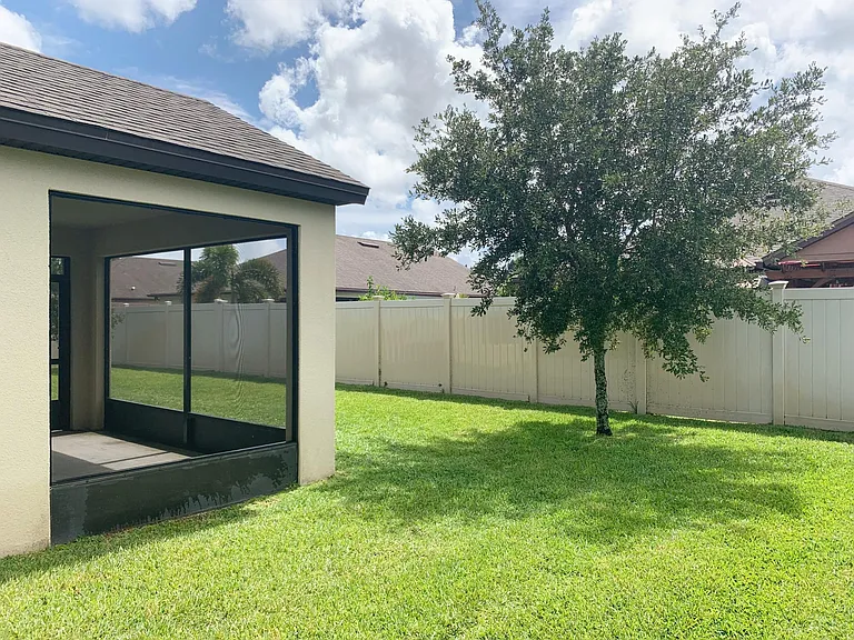 936 Sangria Cir — Photo 47