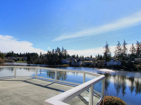 2nd image of 272 Lochwood Dr