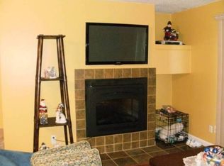 1611 W 40th St, Kearney, NE 68845