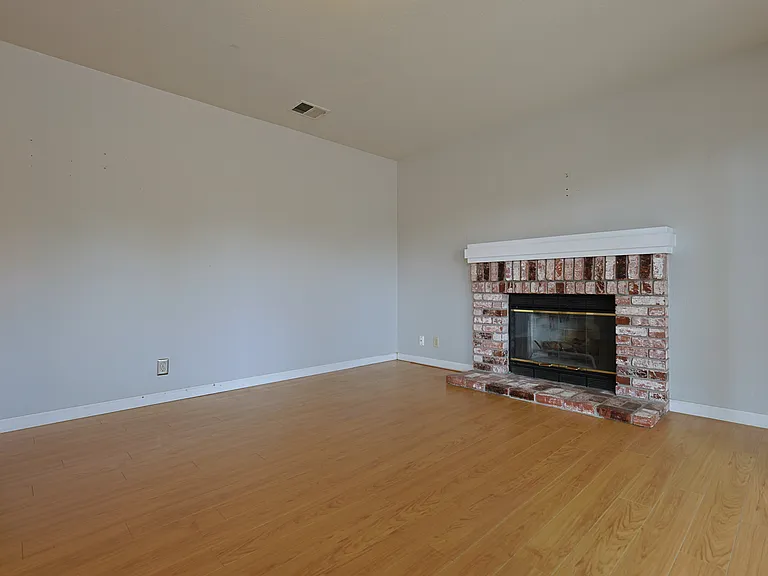 4456 Bush Cir — Photo 10