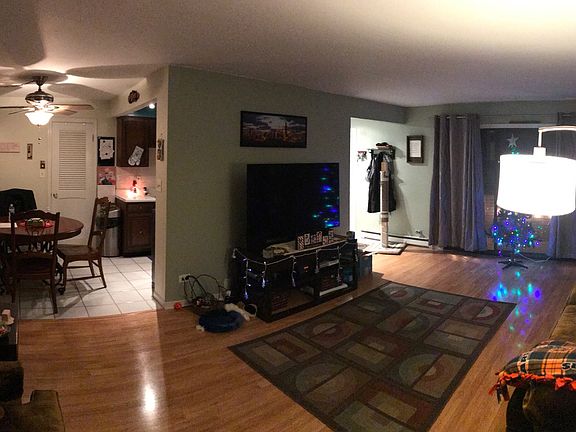 4th image of 9802 S Karlov Ave Unit 2