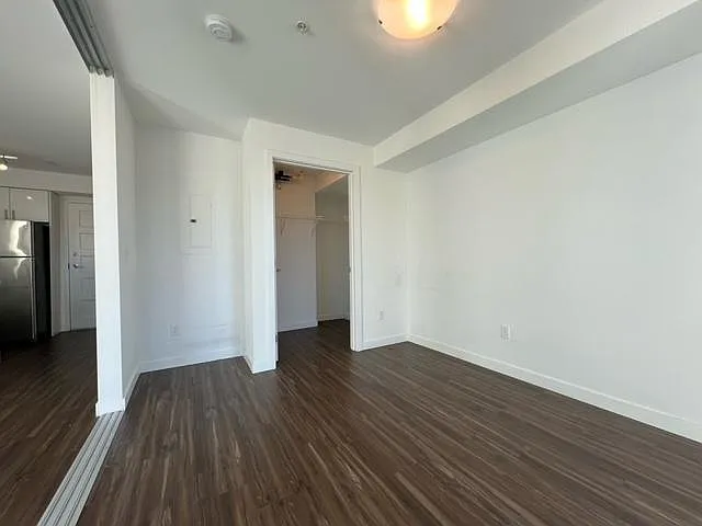 Queen Anne Flats — Photo 91