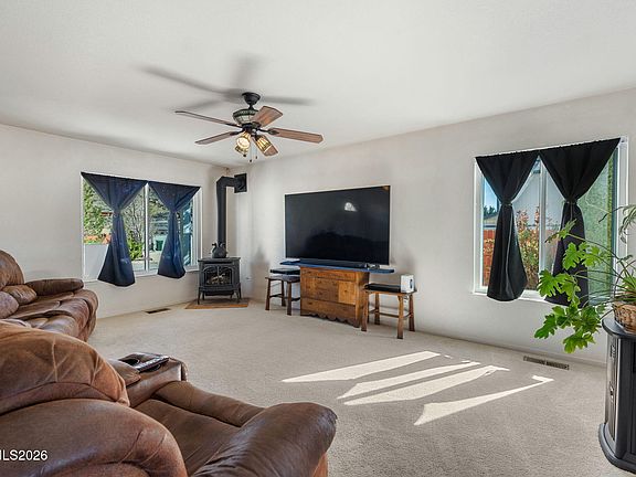 5th image of 17295 Magnetite Dr