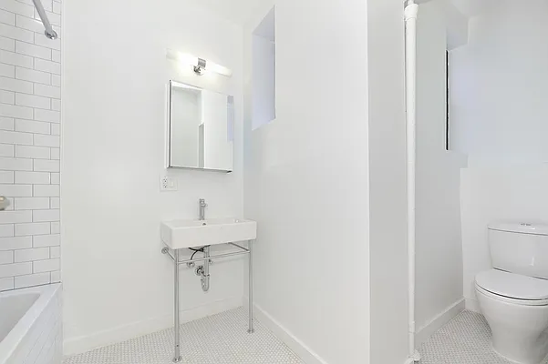 Rented by Aether Property Group | media 17
