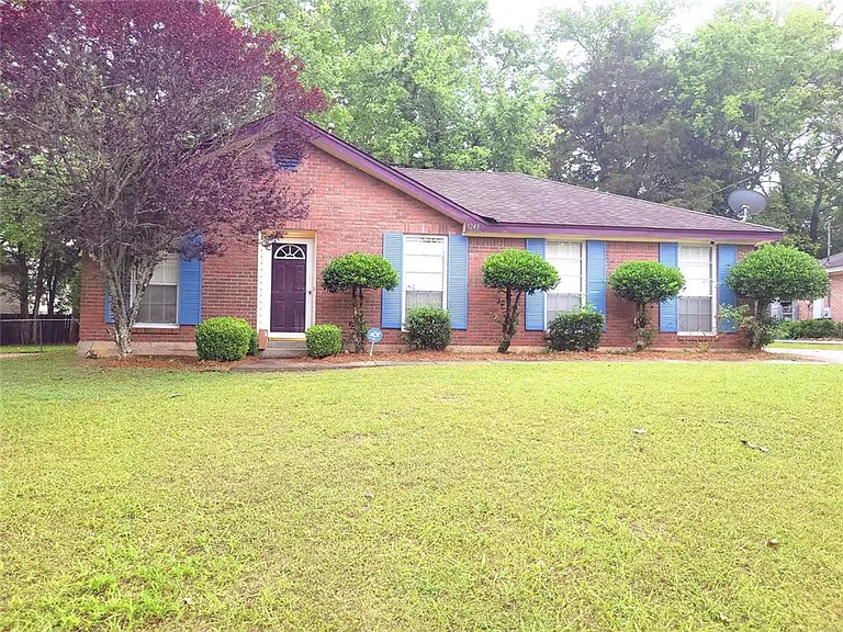 3248 Meadow Walk Ln — Photo 1