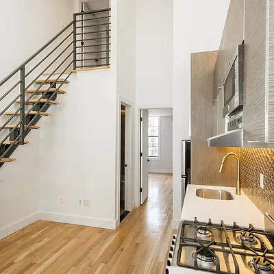 Rented by Nooklyn NYC LLC | media 45