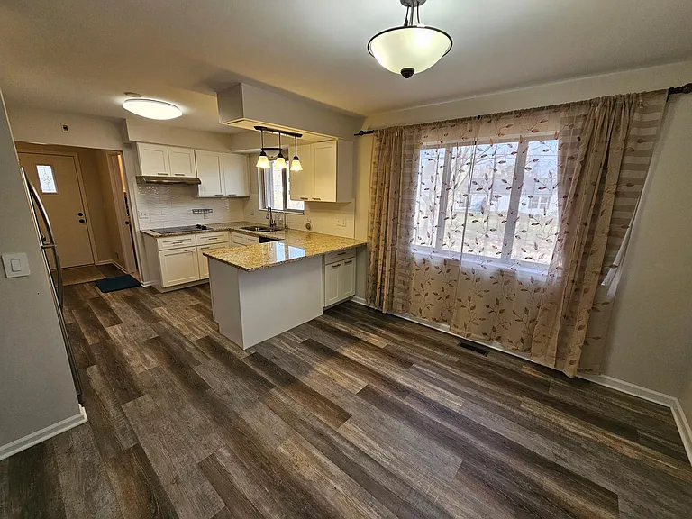 23434 Haynes St — Photo 22
