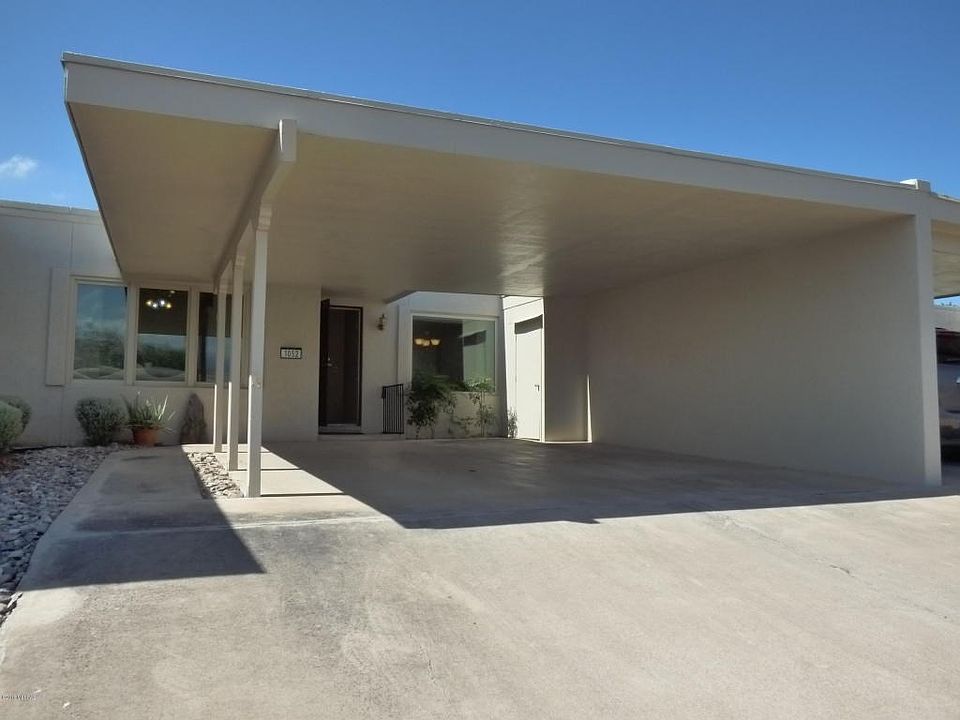 1st image of 1052 N Caribe Ave