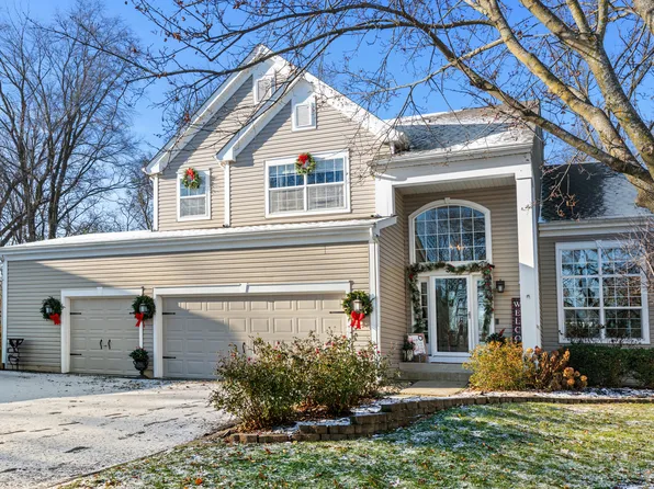 30 Talcott Ct, Crystal Lake, IL 60014