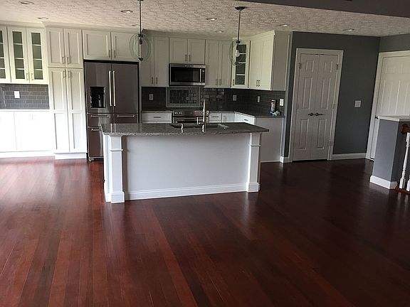 4th image of 11374 Wyckoff Cir