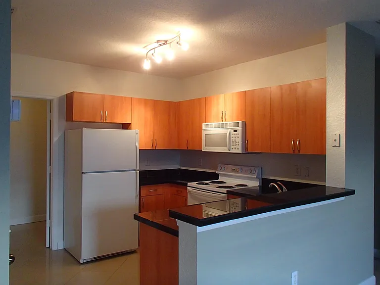 1101 Belmont Pl #1101 — Photo 8
