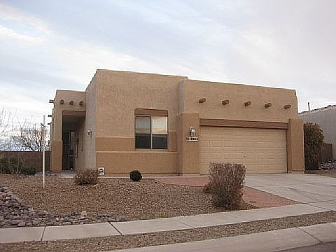 1st image of 10445 E Kingswood Dr