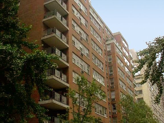 2nd image of 420 E 55th St APT 7Q