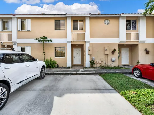 17900 SW 141st Ct, Miami, FL 33177