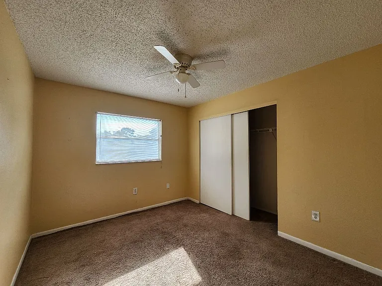 1425 Hathaway Ave — Photo 15