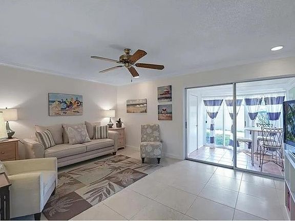 3rd image of 2782 Woodgate Ln APT 12