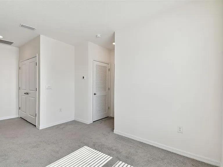 2880 Evergreen Elm Pass — Photo 37