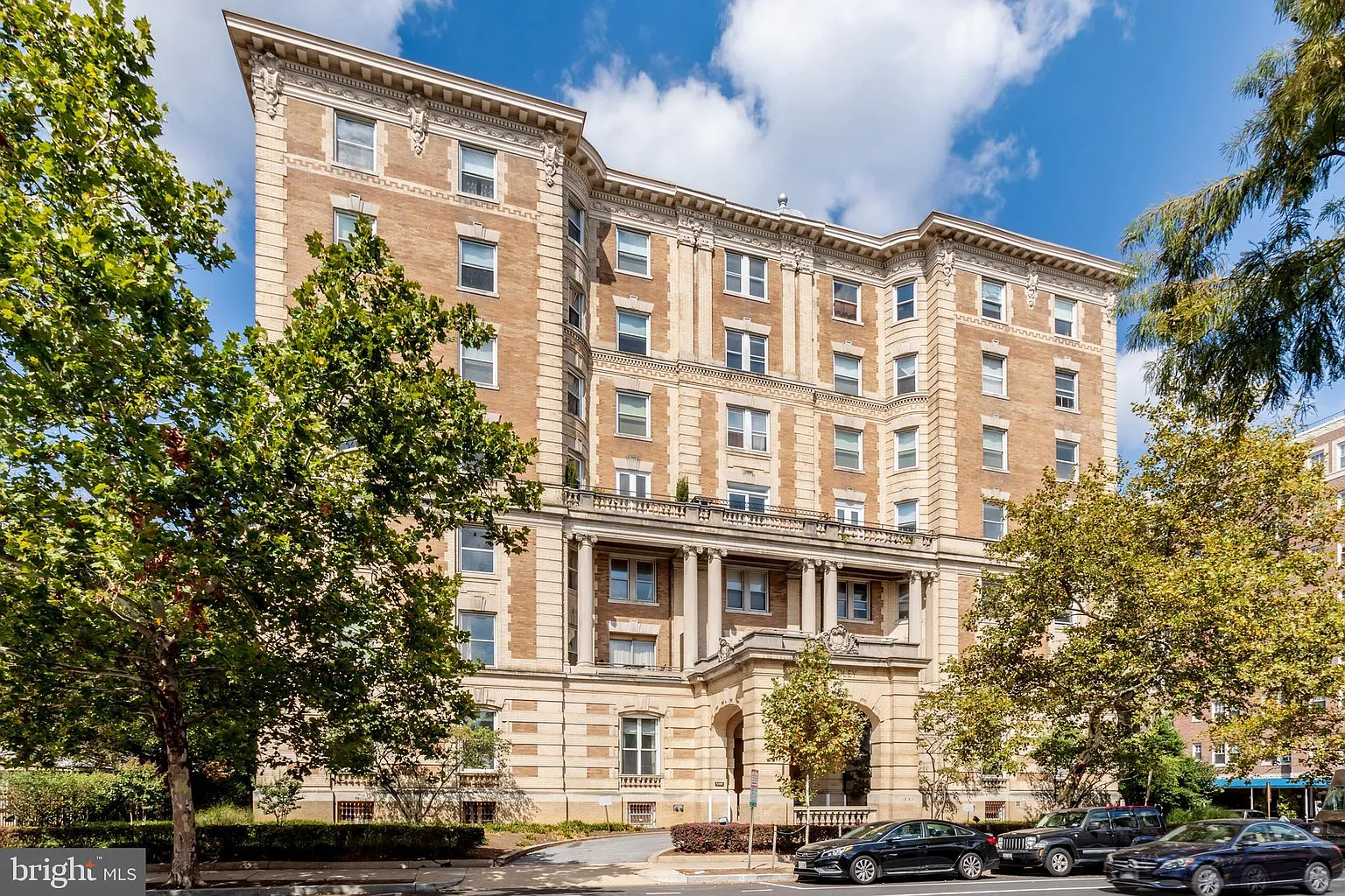 1851 Columbia Rd NW APT 407 photo 1