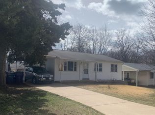 4810 Orange Blossom Ln, Hazelwood, MO 63042