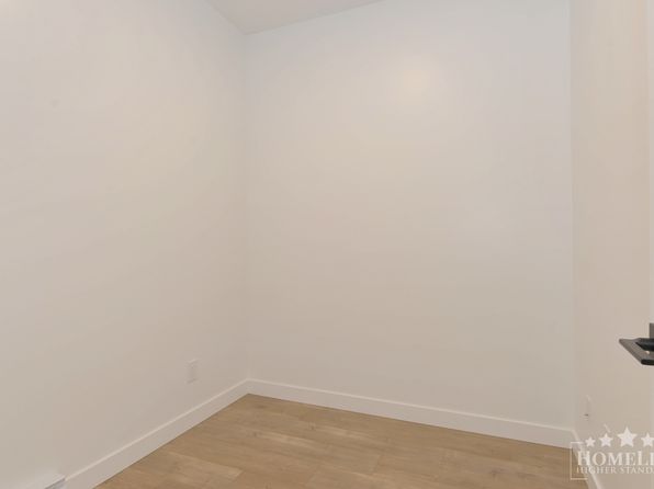 1 bedroom rental in Surrey — photo 9