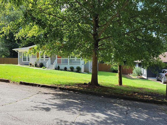 2nd image of 3673 Aldea Dr