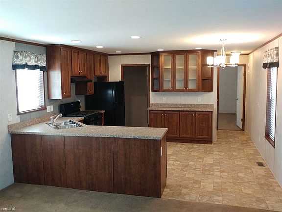 3rd image of 4 Sauk Ct